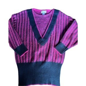 Vintage sweater black and pink faux v-neck size small